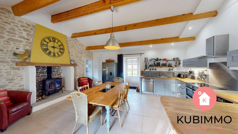 Maison - 197 m² - 8 pièces