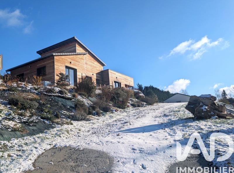 Maison - 123 m² - 5 pièces