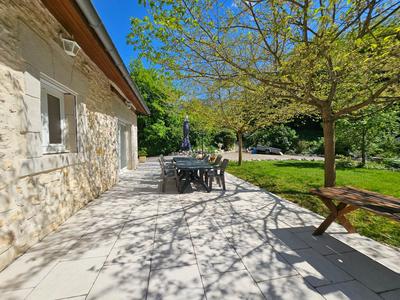 Maison - 291 m² - 10 pièces