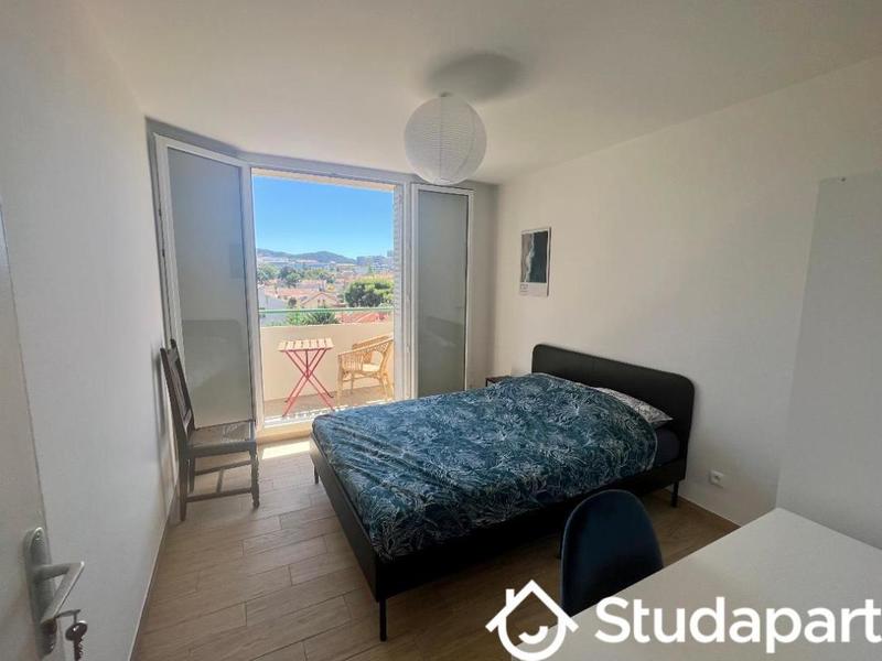 Chambre - 10 m² - 1 pièce