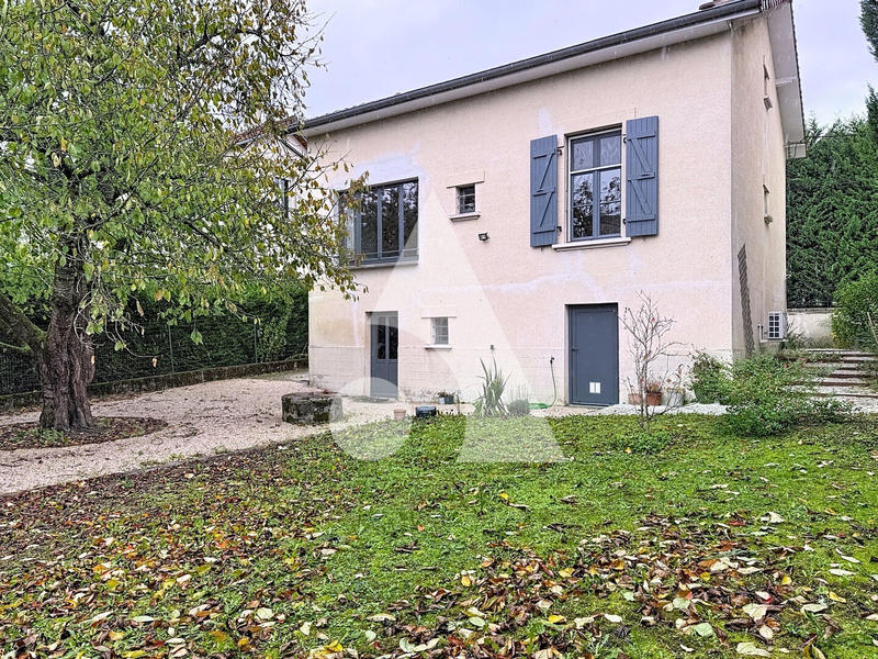 Maison - 113 m² - 4 pièces