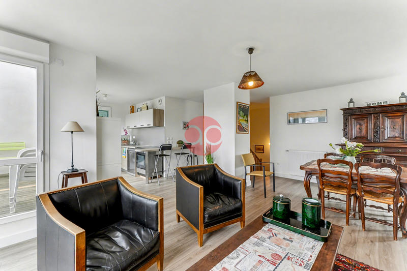 Appartement - 108 m² - 4 pièces