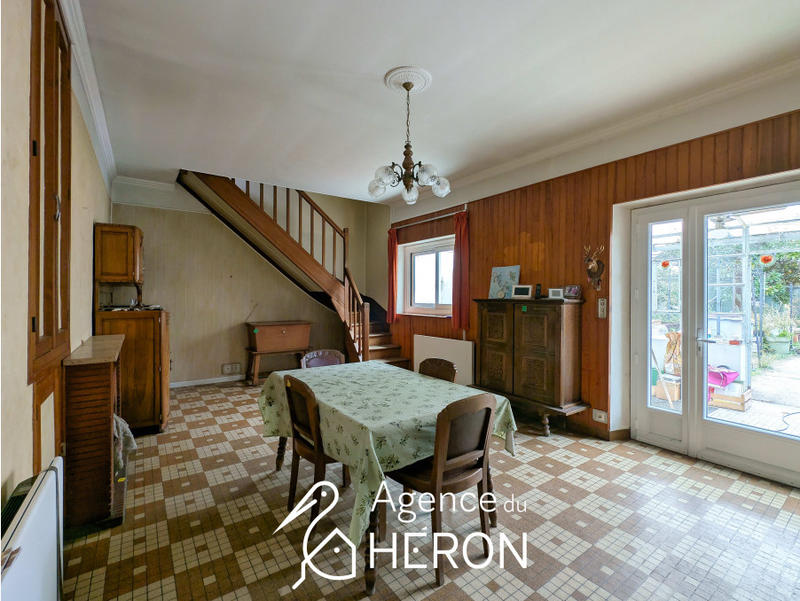 Maison - 97 m² - 6 pièces