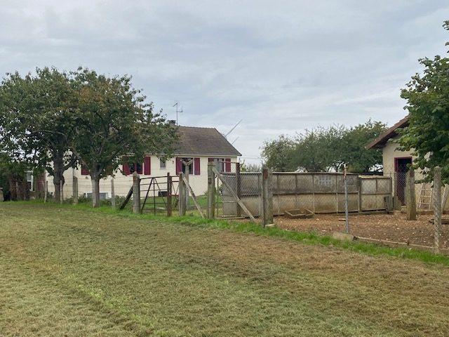 Maison - 102 m² - 6 pièces