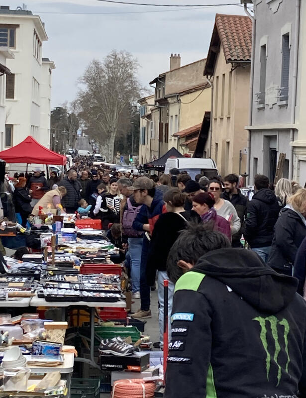 12ème brocante - vide greniers de l'union sportive ecotay moingt