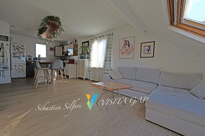 Appartement - 77 m² - 3 pièces