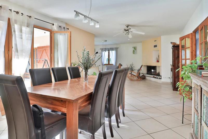 Maison - 155 m² - 6 pièces