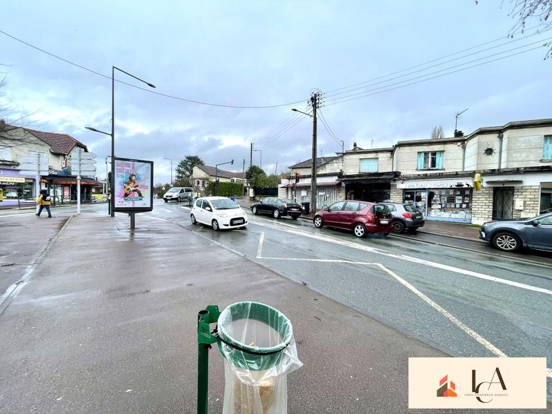 Local commercial - 226 m²