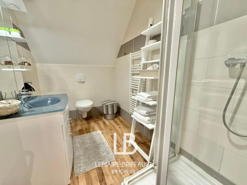 Maison - 570 m² - 16 pièces