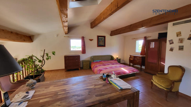 Villa - 153 m² - 5 pièces