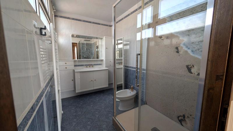 Appartement - 256 m² - 7 pièces