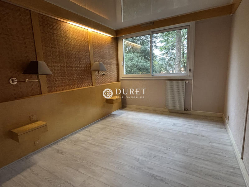 Appartement - 96 m² - 4 pièces