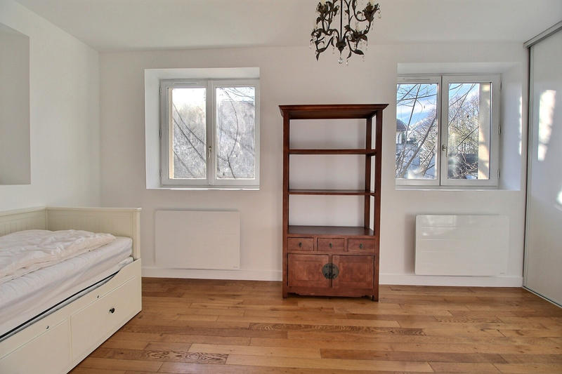 Maison - 96 m² - 5 pièces