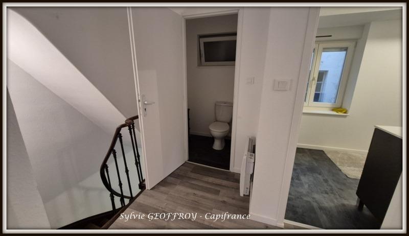 Immeuble - 108 m² - 6 pièces