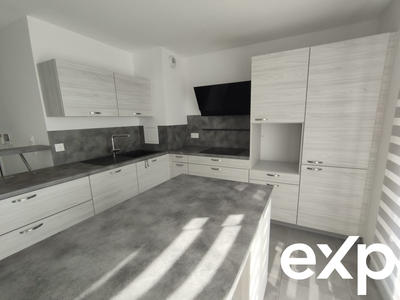 Appartement - 79 m² - 4 pièces