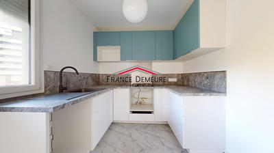 Appartement - 106 m² - 5 pièces