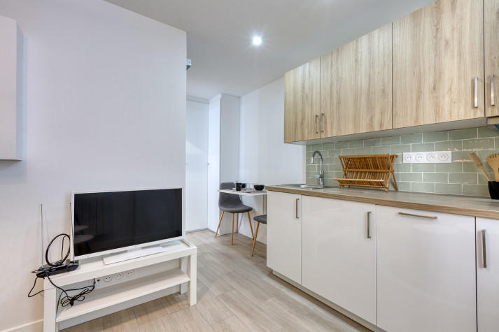 Studio - 14 m² - 1 pièce