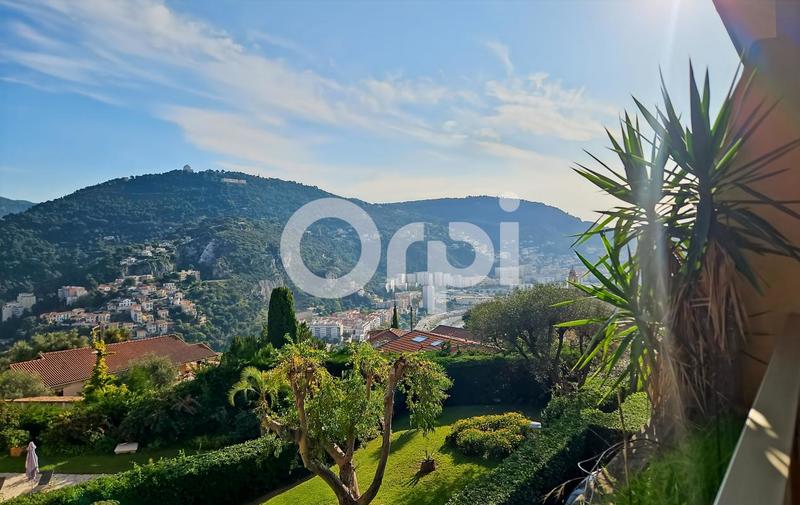 Appartement - 153 m² - 4 pièces