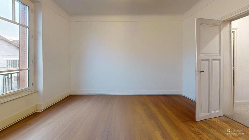 Maison - 223 m² - 9 pièces