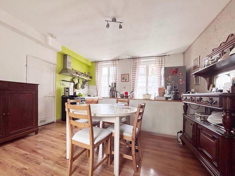 Maison ancienne - 133 m² - 7 pièces