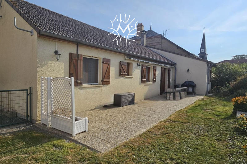 Maison - 100 m² - 5 pièces