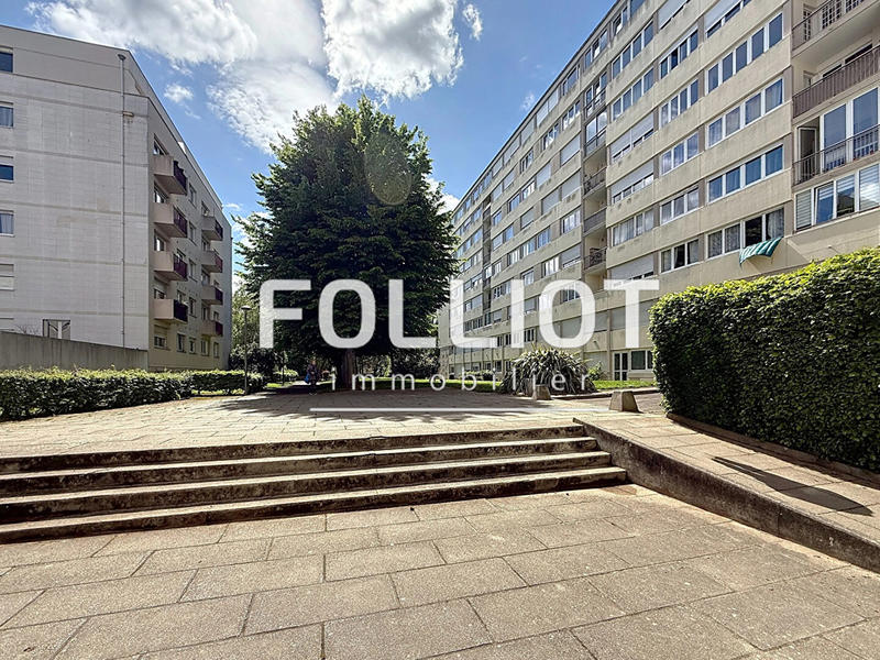 Appartement - 70 m² - 5 pièces