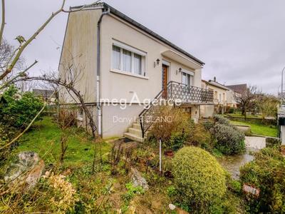 Maison - 75 m² - 5 pièces