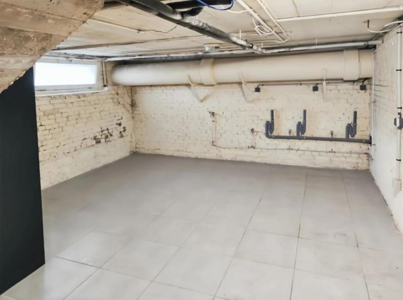 Appartement - 98 m² - 8 pièces