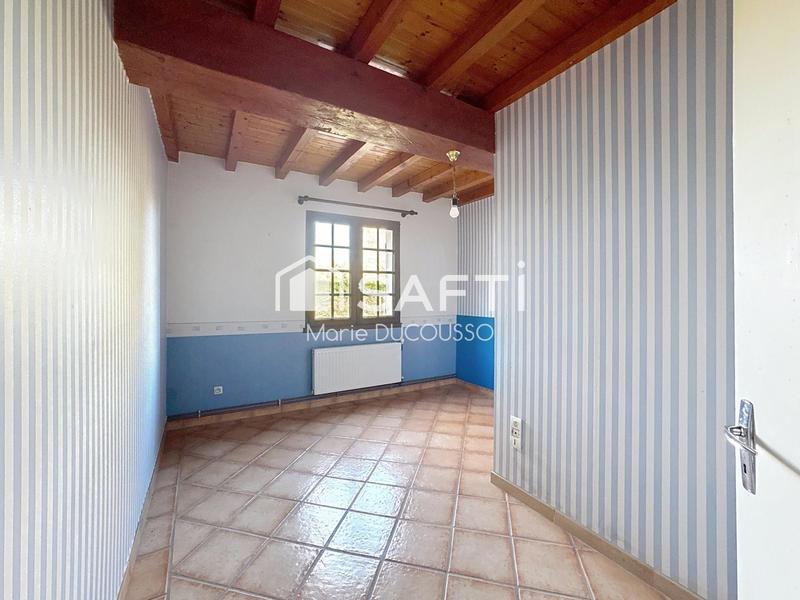 Maison - 180 m² - 9 pièces