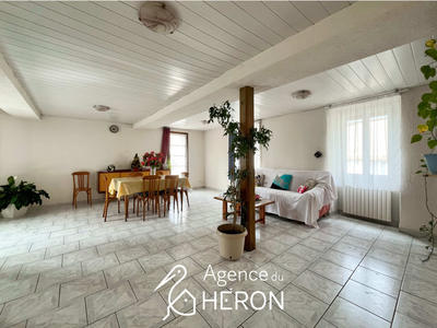 Maison - 160 m² - 5 pièces