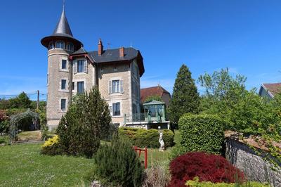 Demeure - 280 m² - 12 pièces