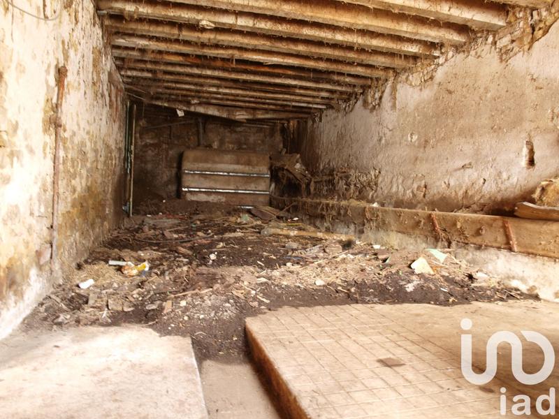 Maison - 400 m² - 4 pièces