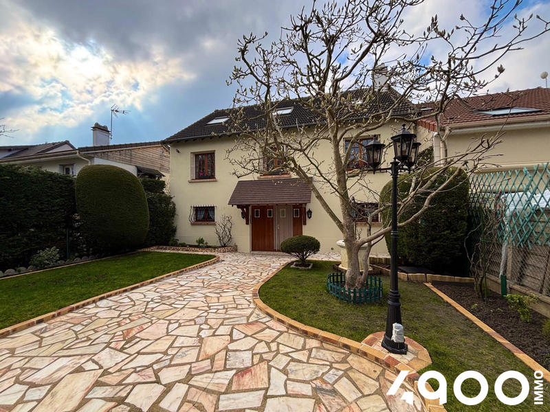 Maison - 152 m² - 7 pièces