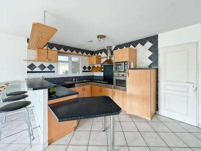 Maison - 160 m² - 5 pièces
