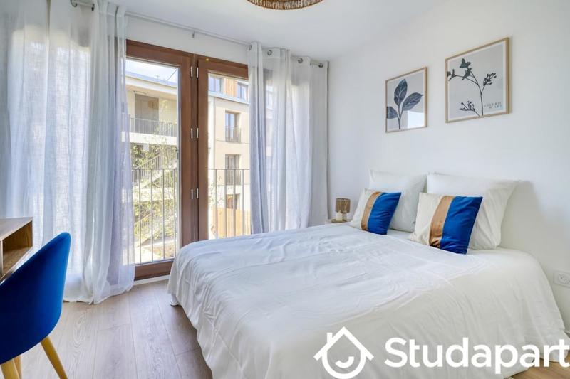 Chambre - 10 m² - 1 pièce