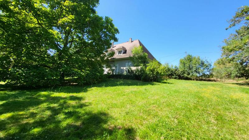 Maison - 296 m² - 13 pièces