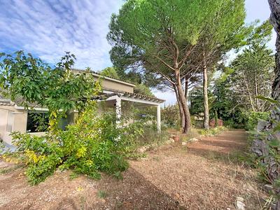 Maison - 200 m² - 5 pièces