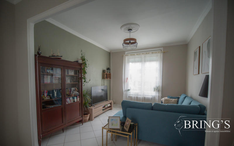 Maison - 98 m² - 5 pièces