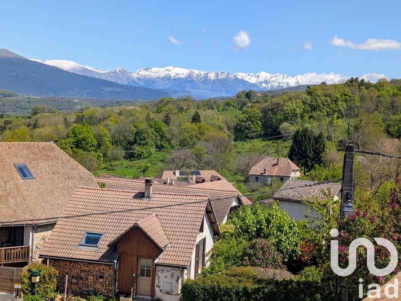 Maison - 201 m² - 7 pièces