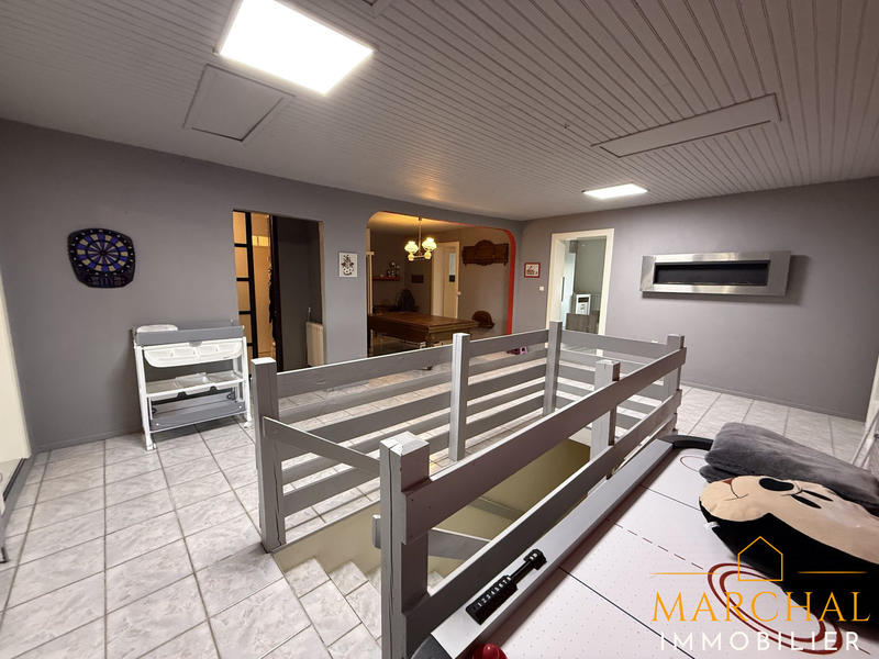 Maison - 265 m² - 7 pièces