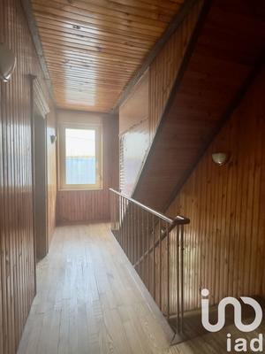 Maison - 148 m² - 8 pièces