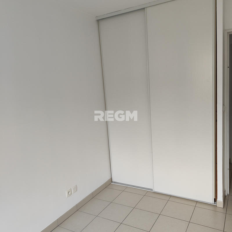 Appartement - 84 m² - 4 pièces