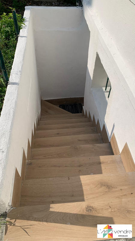 Maison - 105 m² - 5 pièces