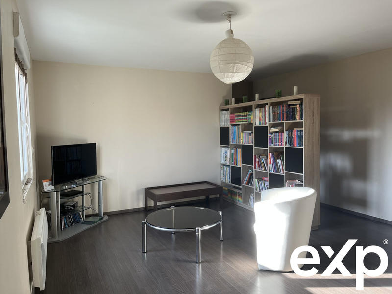 Maison - 298 m² - 12 pièces