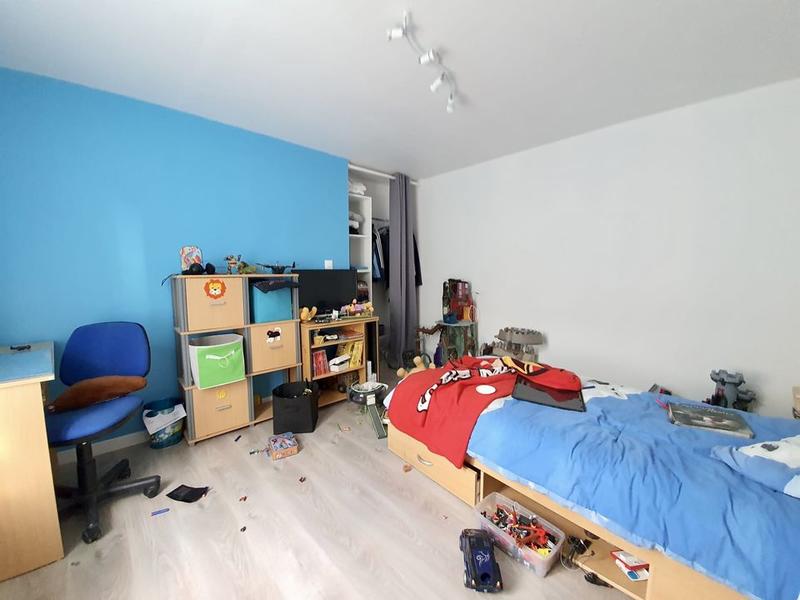 Maison - 230 m² - 7 pièces