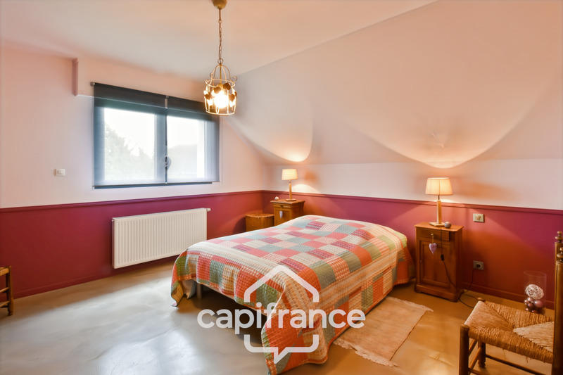 Maison - 428 m² - 11 pièces