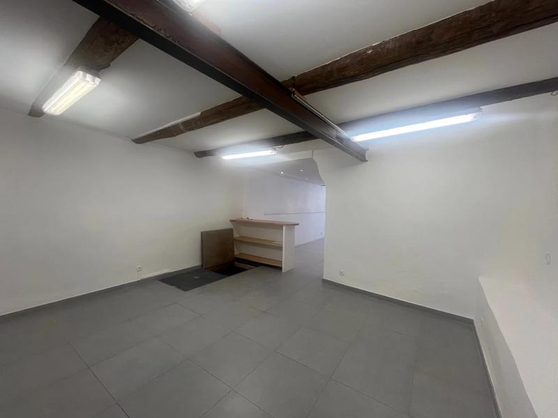 Local commercial - 56 m² - 1 pièce