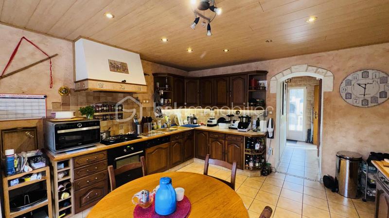 Demeure - 180 m² - 7 pièces