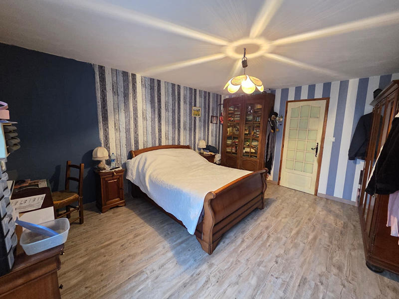 Maison - 135 m² - 7 pièces