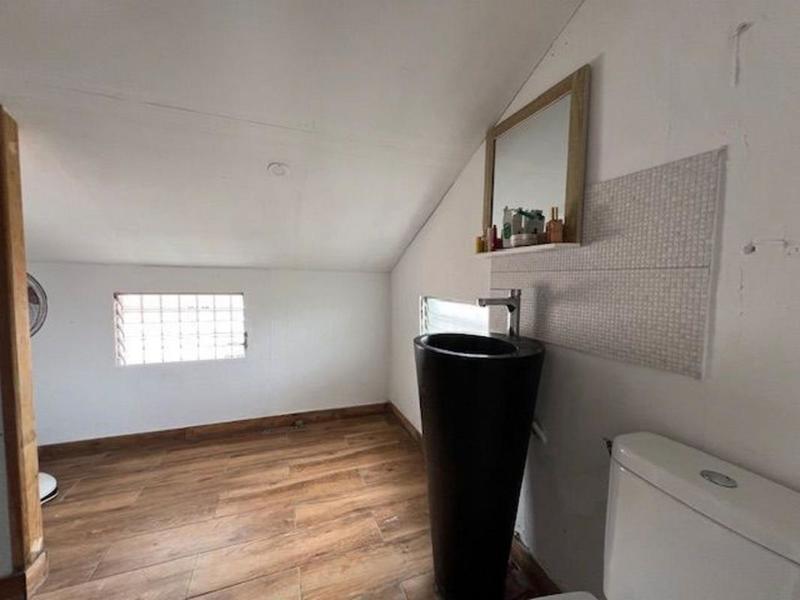 Maison - 400 m² - 11 pièces